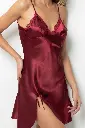 001-018052-bordo-7.webp