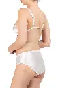 001-000827-3.webp